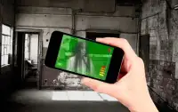 Ghost in camera prank Screen Shot 0