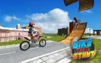 Bike Trail Stunt Tricks Permainan perlumbaan moto Screen Shot 1