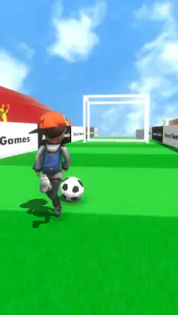 Crazy Awesome Goal- Soccer run Screen Shot 0