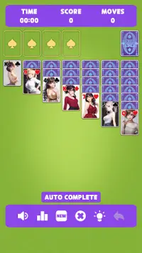 Sexy solitaire girls: ani card Screen Shot 1