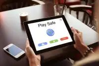 Play safe - Играйте бесплатно Screen Shot 3