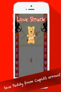 Love Struck Teddy Screen Shot 0