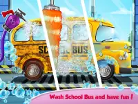 School Bus Wash & Repair Game Screen Shot 1