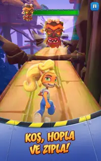 Crash Bandicoot: On the Run! Screen Shot 9