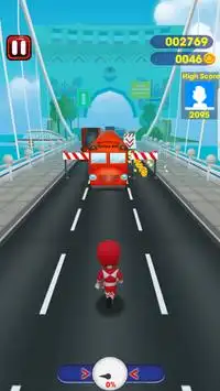 Mini Red Rangers Ultimat Bus Rush Screen Shot 4