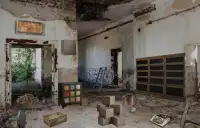 Escape Puzzle: Dilapidated House Screen Shot 0