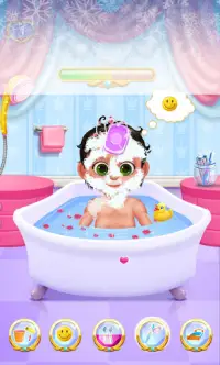 Ice Royal Princess Baby Care * Babysitting games * Screen Shot 3