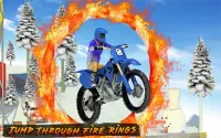 Racing on Bike - Moto Stunt Screen Shot 13