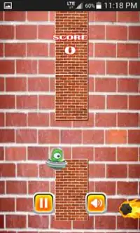 Flappy World of Bricks Screen Shot 1
