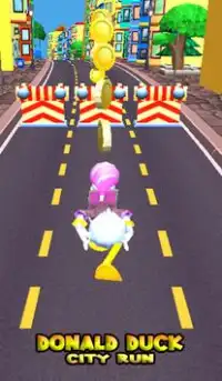 Donald Power Duck City Run Screen Shot 4