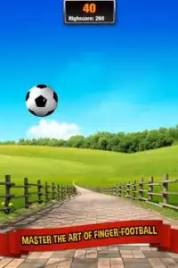 Keepy Uppy Soccer Game Screen Shot 2