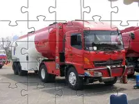 Hino 500 kamyon yapboz oyunlar Screen Shot 5