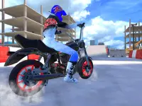 Motorbike Driving Traffic Game Screen Shot 0