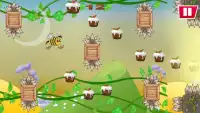 Bees Survival Game Screen Shot 2