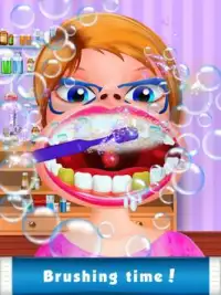 Nerdy 女の子 歯科医 医師 ゲーム Screen Shot 1