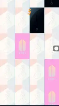 BTS Piano Tiles Screen Shot 1