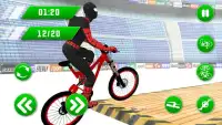 superhero BMX bicycle stunts track Screen Shot 0
