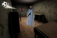 FOOTBAL Granny V1.7: Scary House and Horror game Screen Shot 0