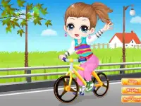 The little girl learn bicycle Screen Shot 6