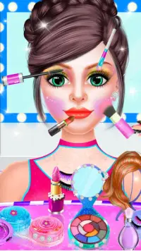 Lipstick Maker Salon - Glam Artist for Girls Screen Shot 6