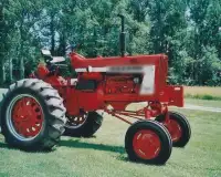 Quebra-cabeças Farmall Tractor Screen Shot 3