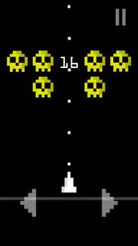 Invaders Classic Arcade Game - Pixel Art Shooter Screen Shot 0