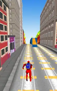 Subway chase with Spiderman Screen Shot 0