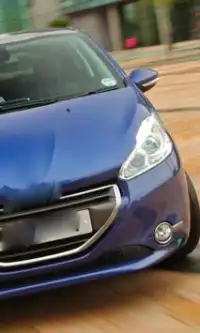 Rompecabezas Peugeot 208 Screen Shot 0