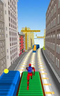 Subway chase with Spiderman Screen Shot 1