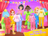 BFF PJ Party - Crazy Pillow Fight Slumber Fun Screen Shot 2