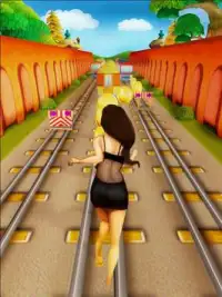 Girl Subway Rail Run Screen Shot 0