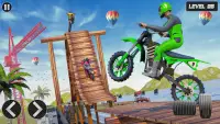 Superhero Bike Stunt Games 3D Screen Shot 1
