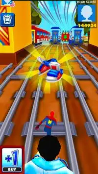 Amazing Super Heroes Running : Subway Home Runner Screen Shot 2