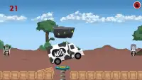 Milk truck racing game Screen Shot 2