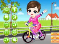 The little girl learn bicycle Screen Shot 5