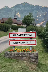 Deuxlangue: Learn French - Choices Adventure Game Screen Shot 0