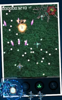 Squadron - Bullet Hell Shooter Screen Shot 11