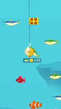 Royal Fishing - Addictive Fishing Game Screen Shot 2