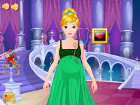 Cinderella gives birth games Screen Shot 0