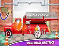 Car Wash Salon: Firetruck, Police Moto & Ambulance Screen Shot 15