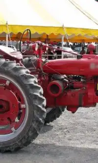 Quebra-cabeças Farmall Tractor Screen Shot 2