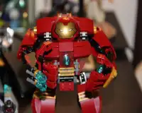 Iron Toy Man Screen Shot 1