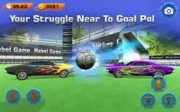 サッカーのフィールドでサッカーカーを持つロケット弾を打つ。競技場でカークラッシュする Screen Shot 3