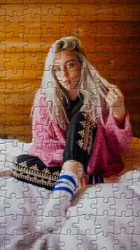 Billie Eilish Jigsaw Puzzles Screen Shot 0