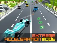 Traffic Racing: Blocky War Screen Shot 2