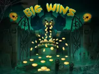 Halloween Casino Slots Game Screen Shot 1