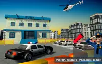 Highway Police Car Parking 3D: Stunt Parking Screen Shot 0
